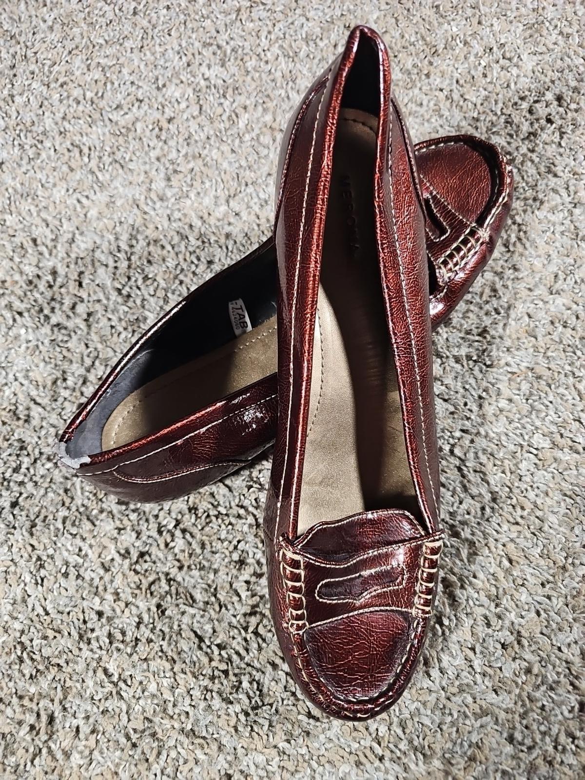 Merona womens loafers Sz 11