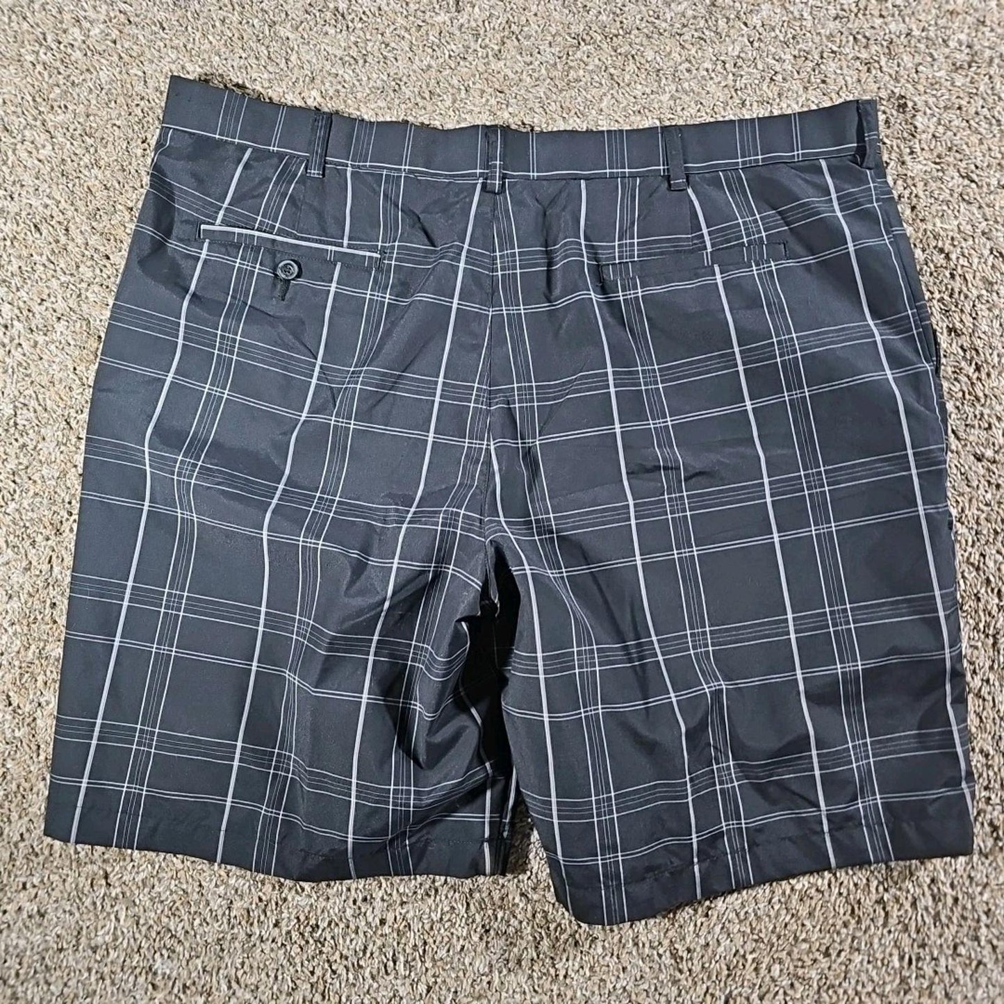 Ben Hogan Performance Black Windowpane 42 Shorts