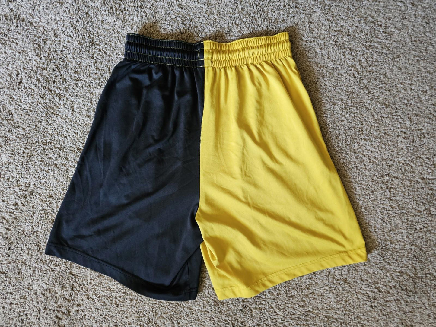Nike Dri-Fit Basketball Shorts Sz M Drawstring Black Yellow