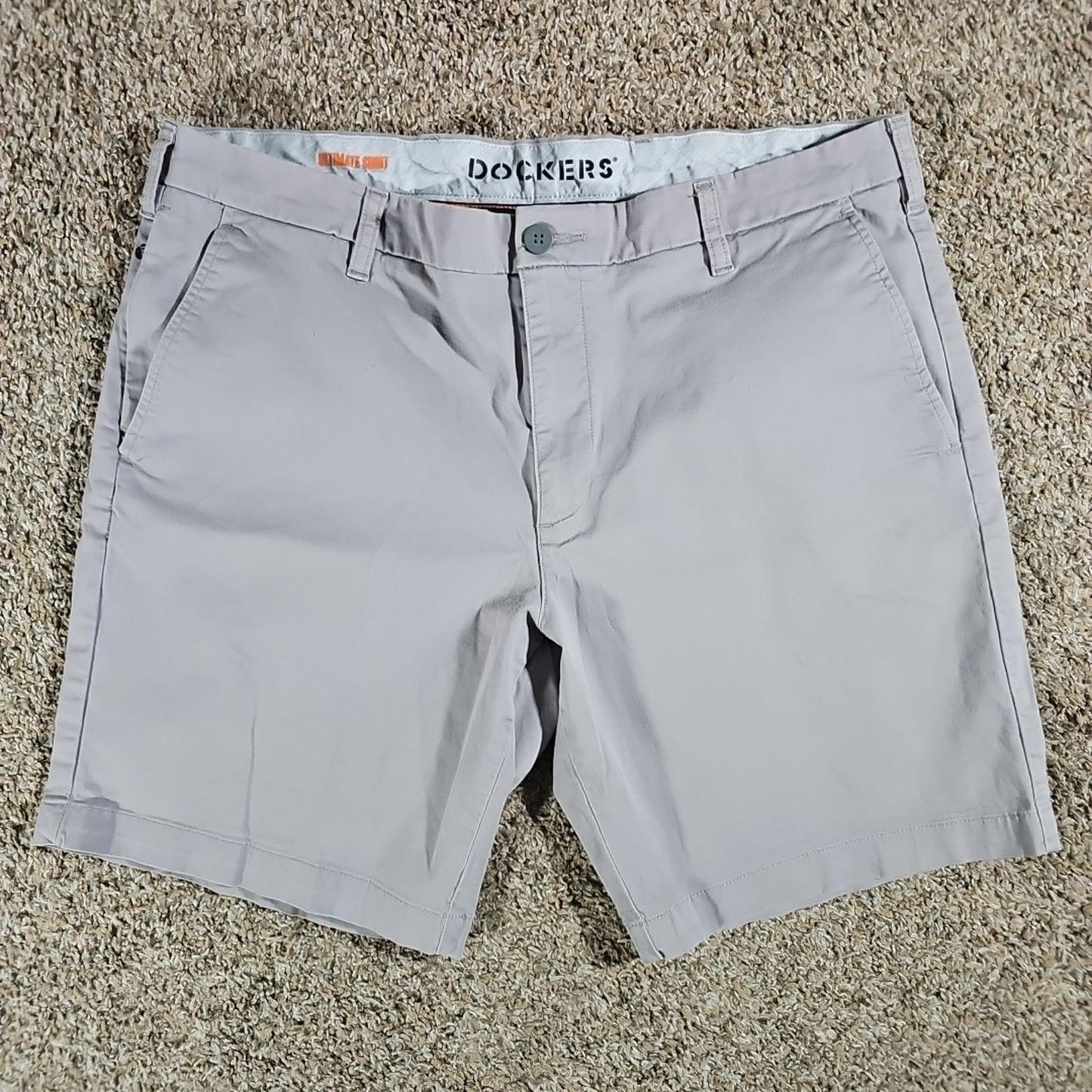 Dockers Supreme Flex Ultimate Short Sz 38 Gray Shorts Stain