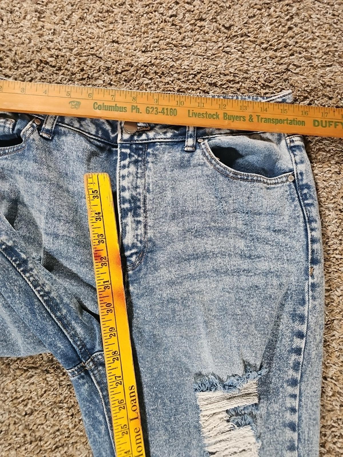 Tinseltown Sz 11 Destroyed Light Wash Slim Jeans