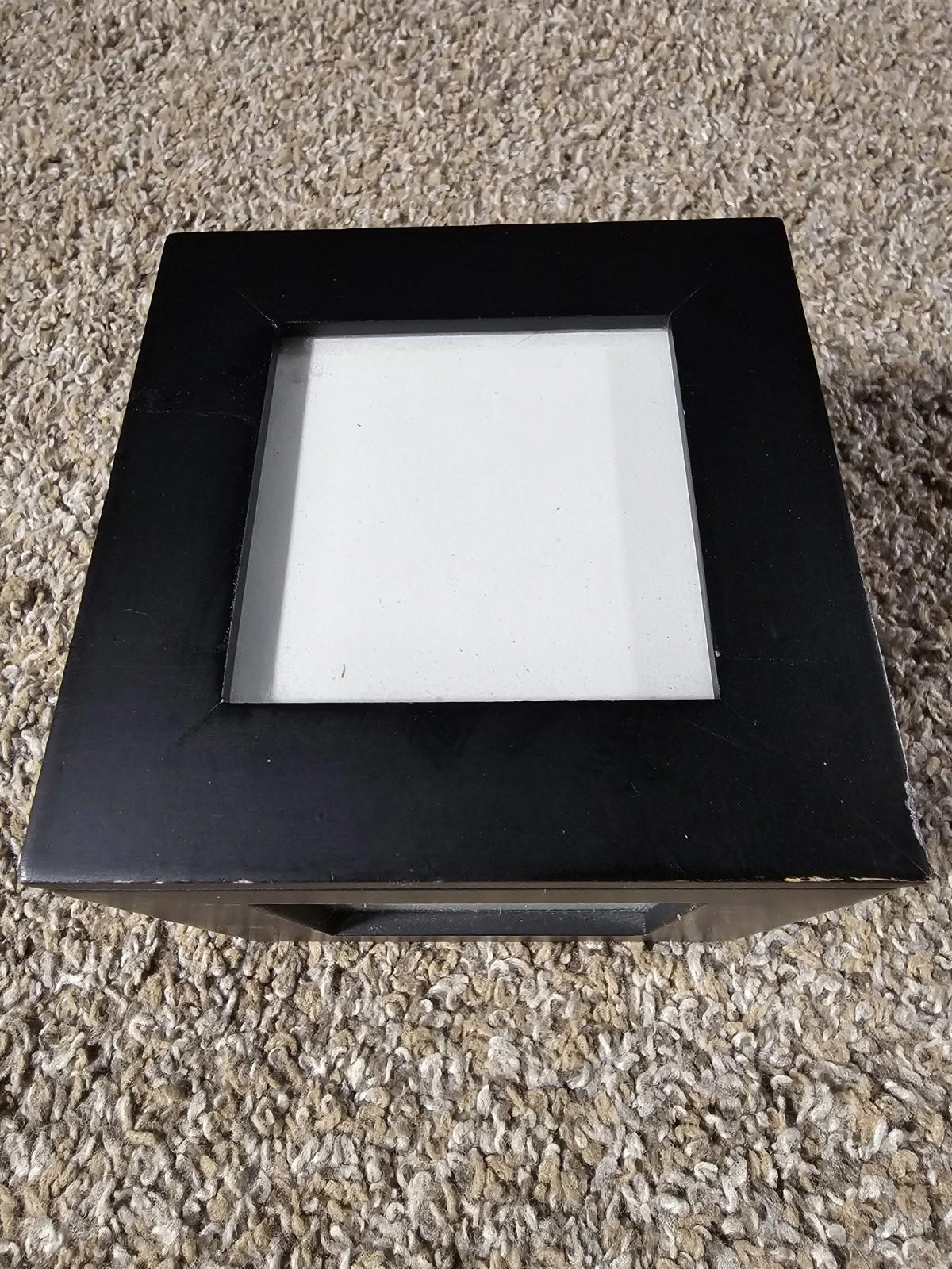 Eddie Bauer 3"x3" Photo Cube