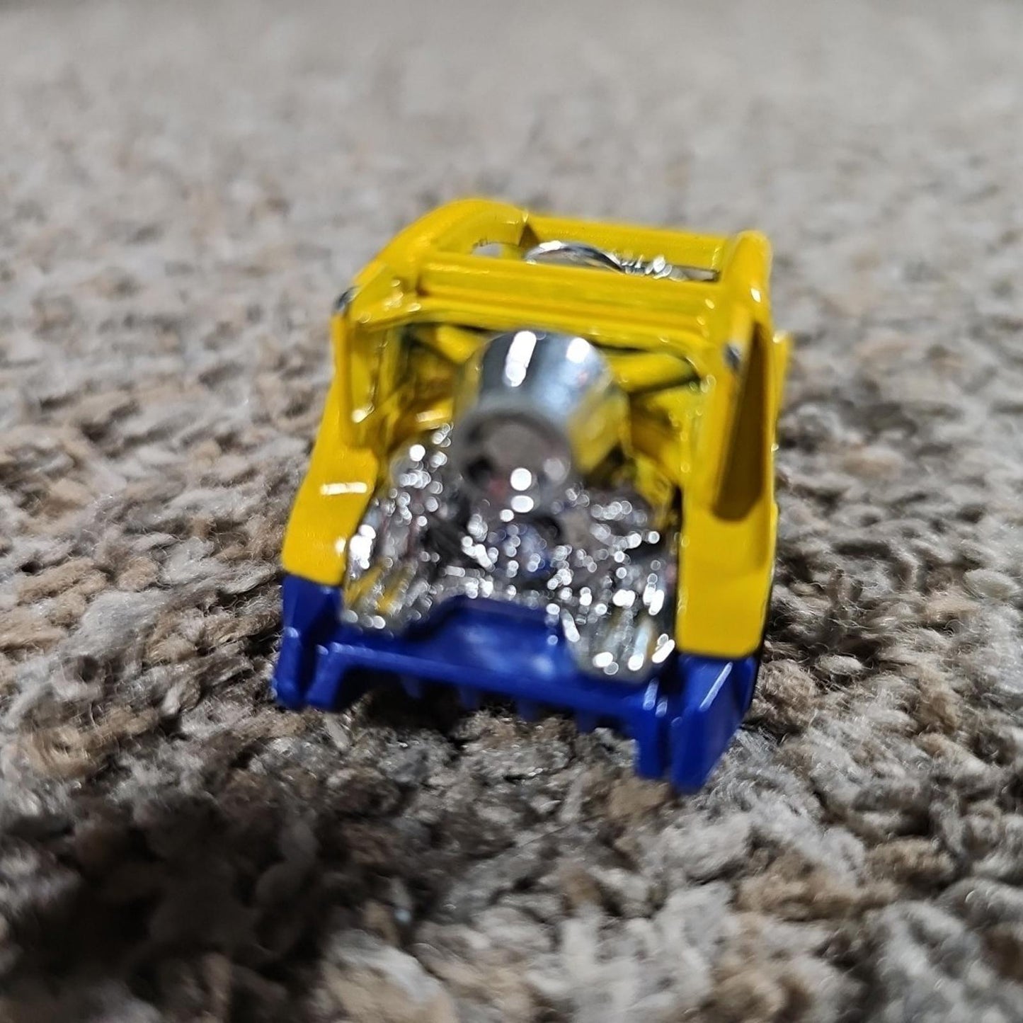 Hot Wheels - Kick Kart - Yellow and Blue - FJV83- 2017