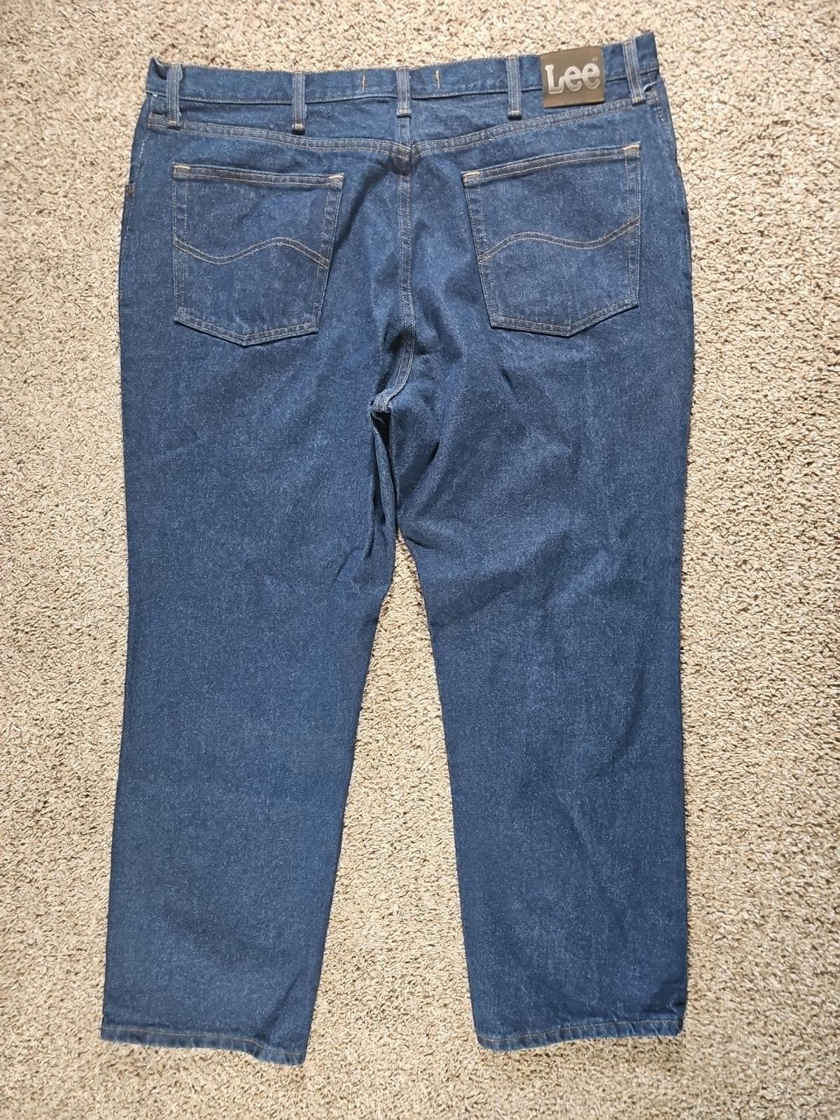LEE Regular Fit 44x30 Straight Cut Jeans