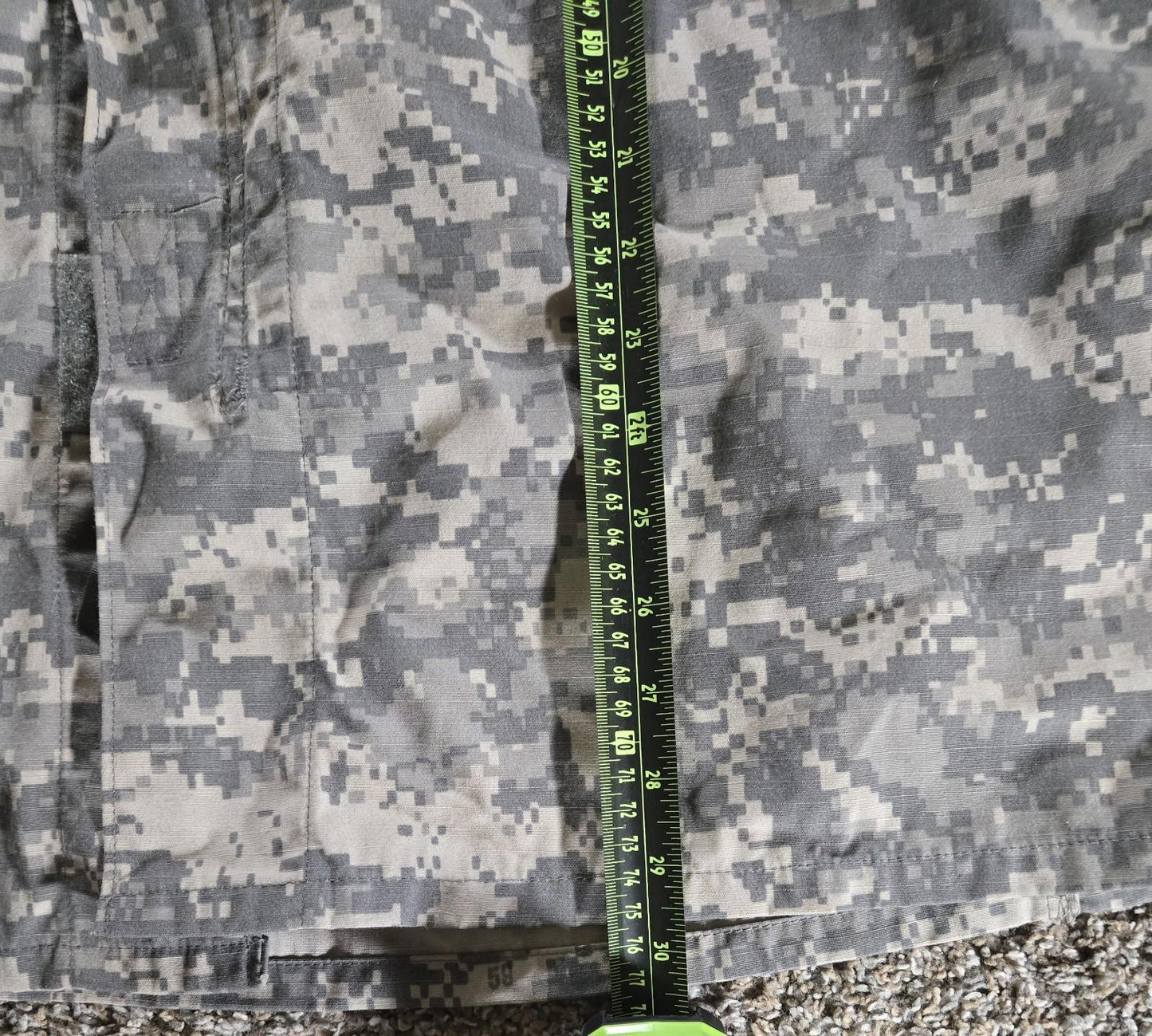 Army Digital Camo ACU L Long Wyoming National Guard Patch