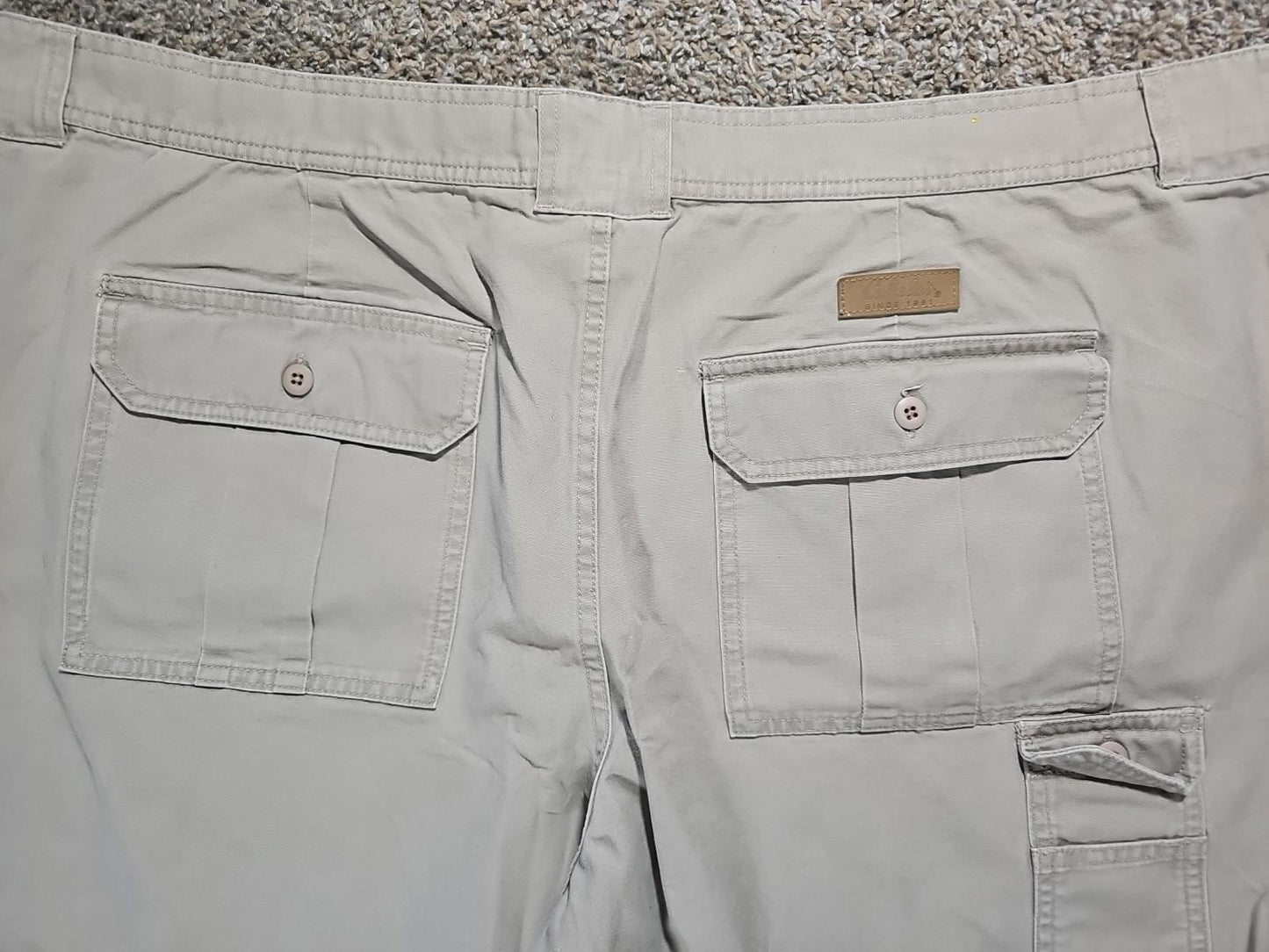 Cabelas 48x30 Cargo Pants