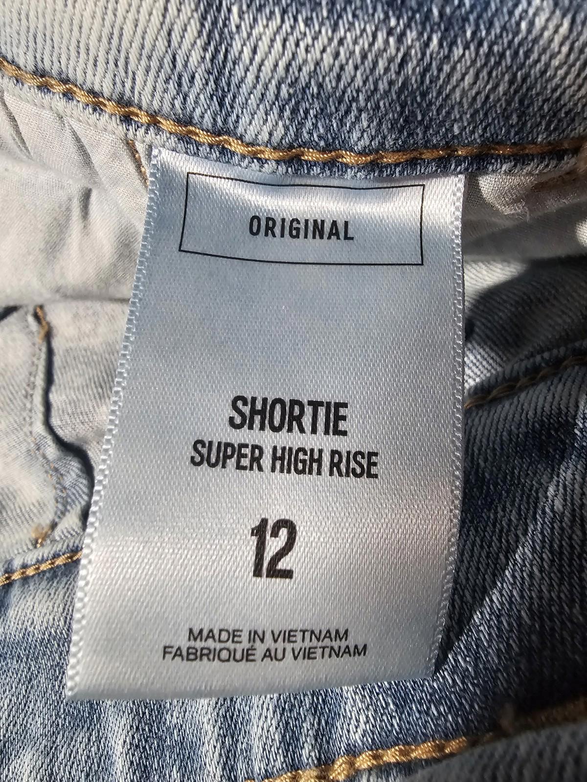 Express Shorts Shortie Super High Rise Belt Pockets 12 Cuffs