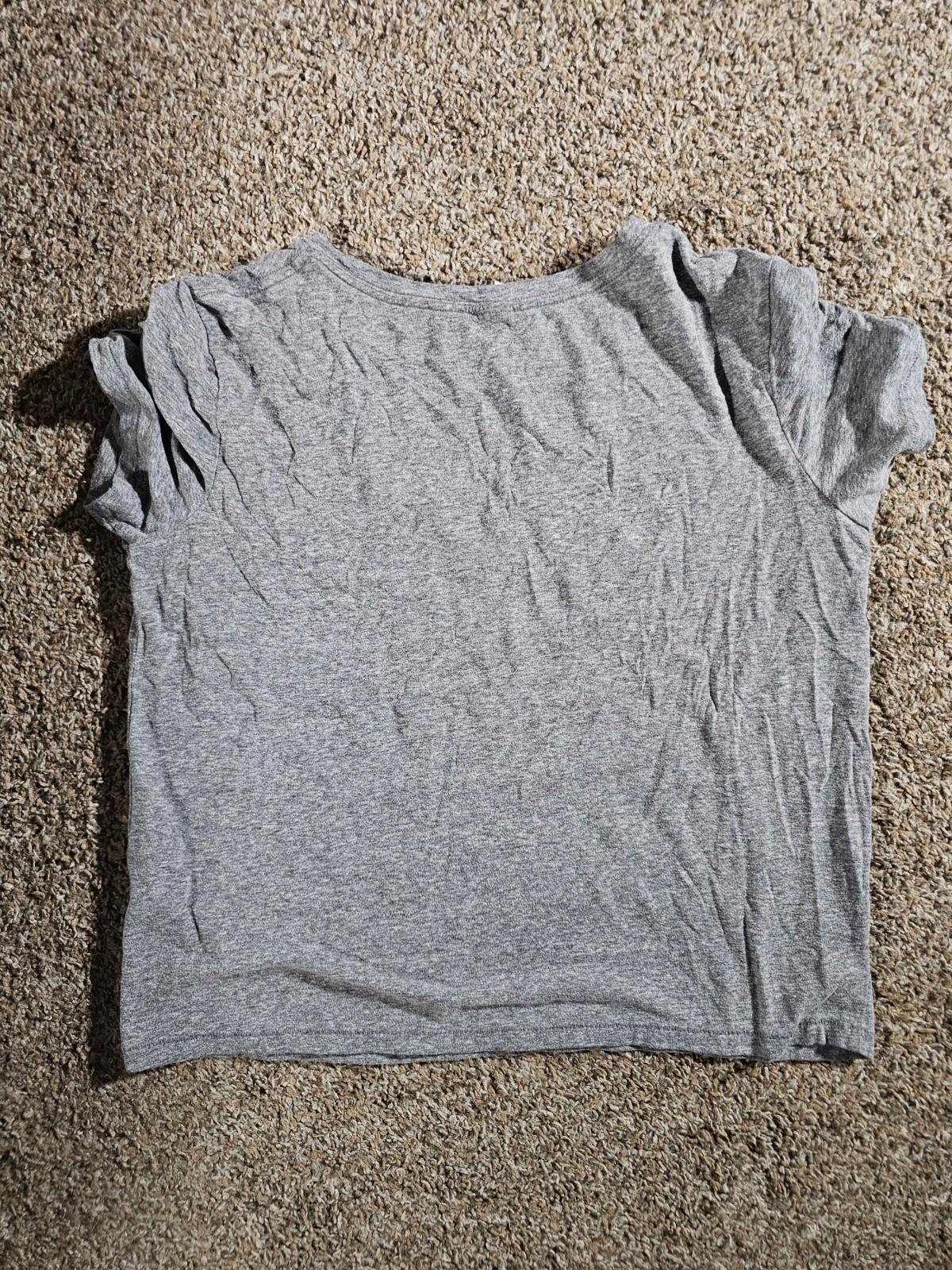 BP Gray Vneck Tshirt Medium