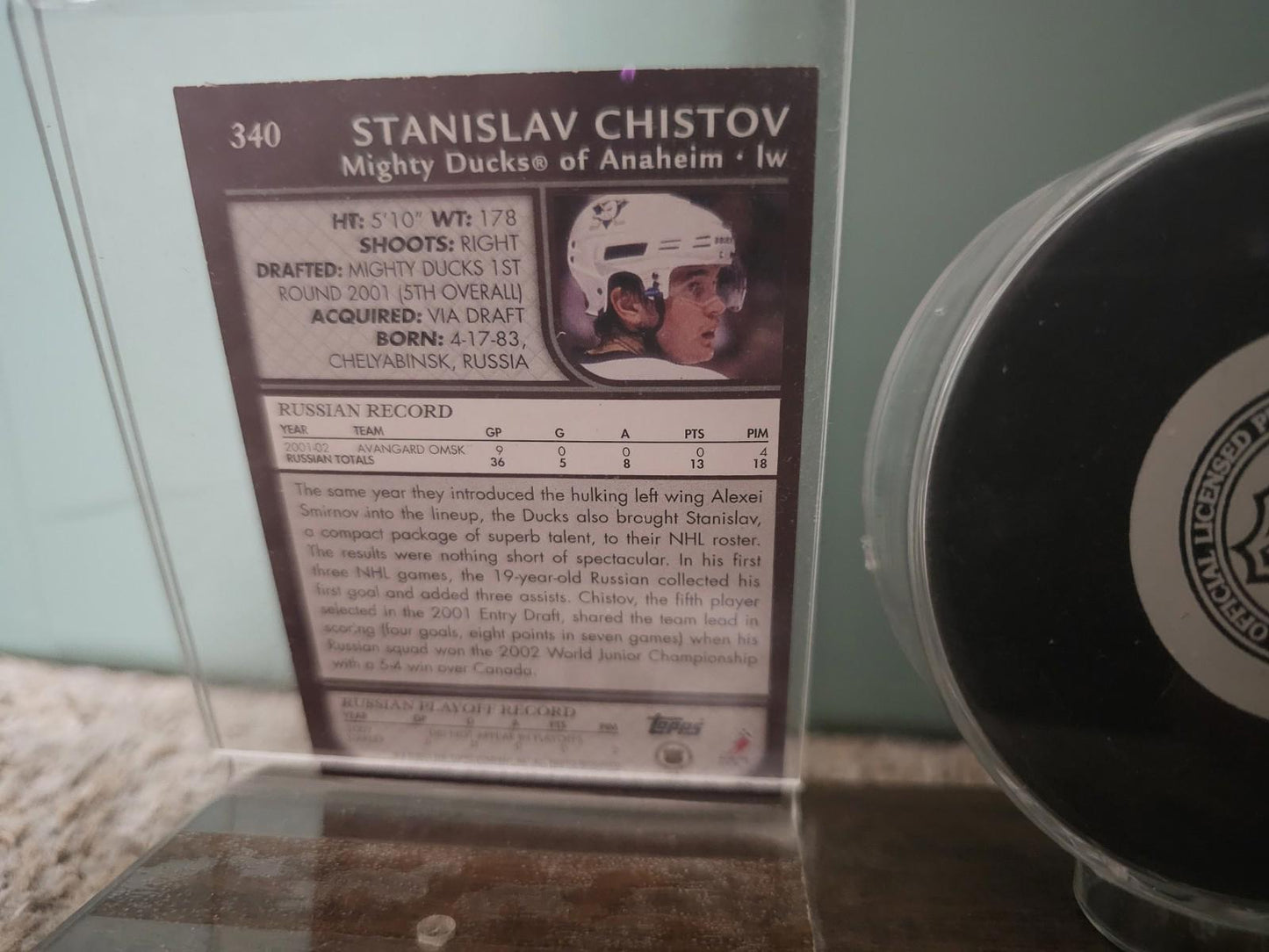 NHL Anaheim Mighty Ducks Stanislav Chistov Display Rookie Card Signed Puck