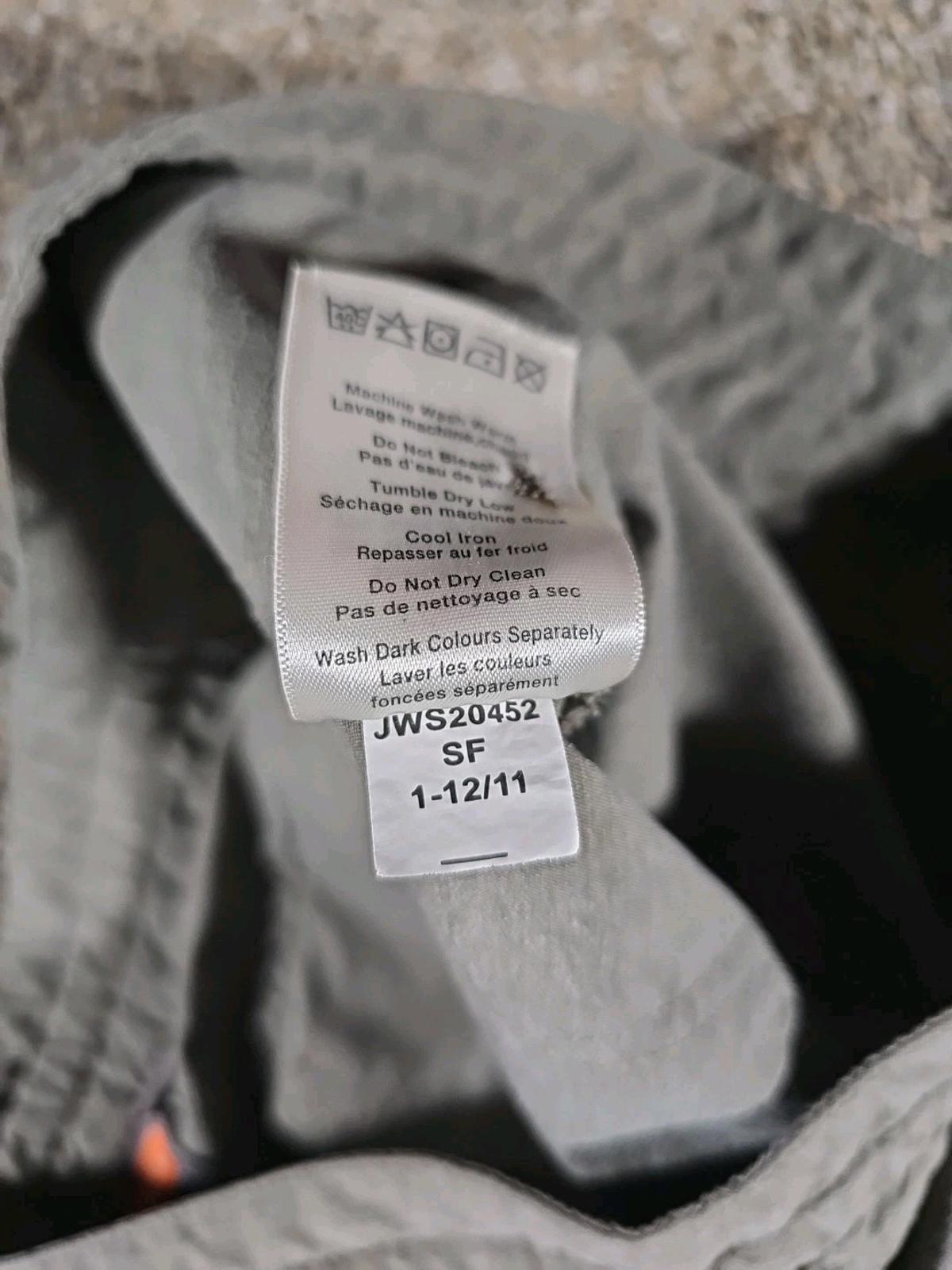 Merrell Sz 10 Green Capri Shorts