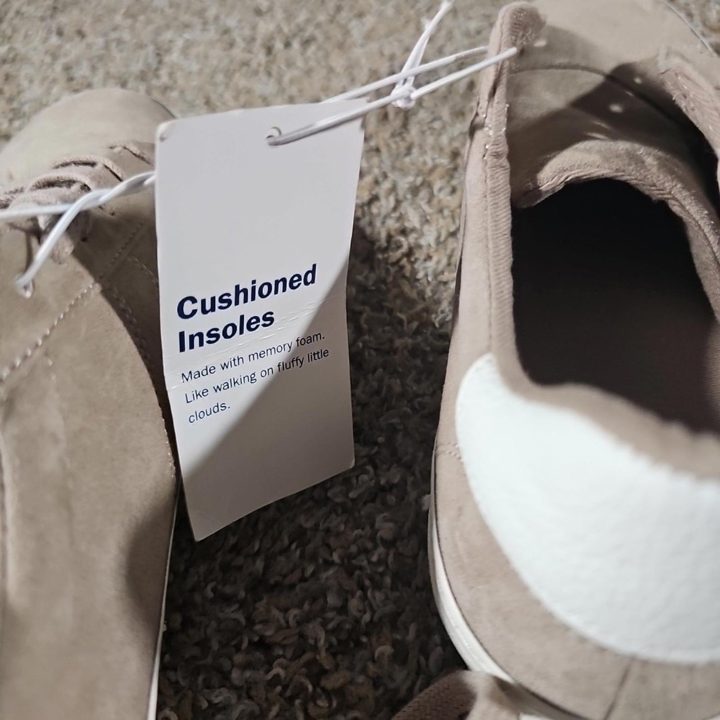 Old Navy S393876-04 Light Taupe Court Shoes Sz 10 NWT NWD