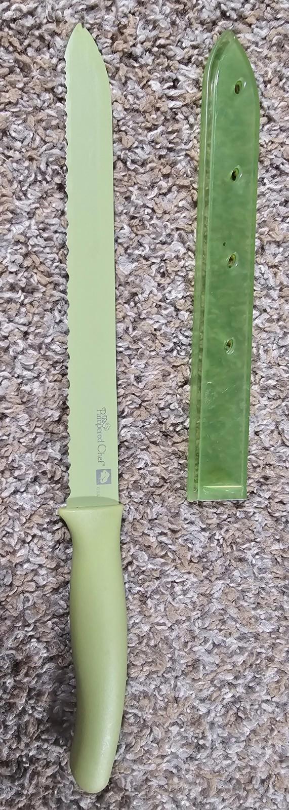 The Pampered Chef green D8A knife With Blade Cover Sheath