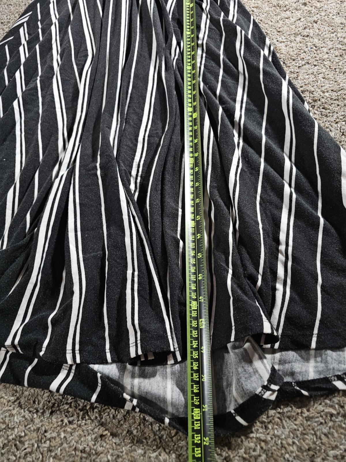 LuLaRoe Black White Stripes Dress Small