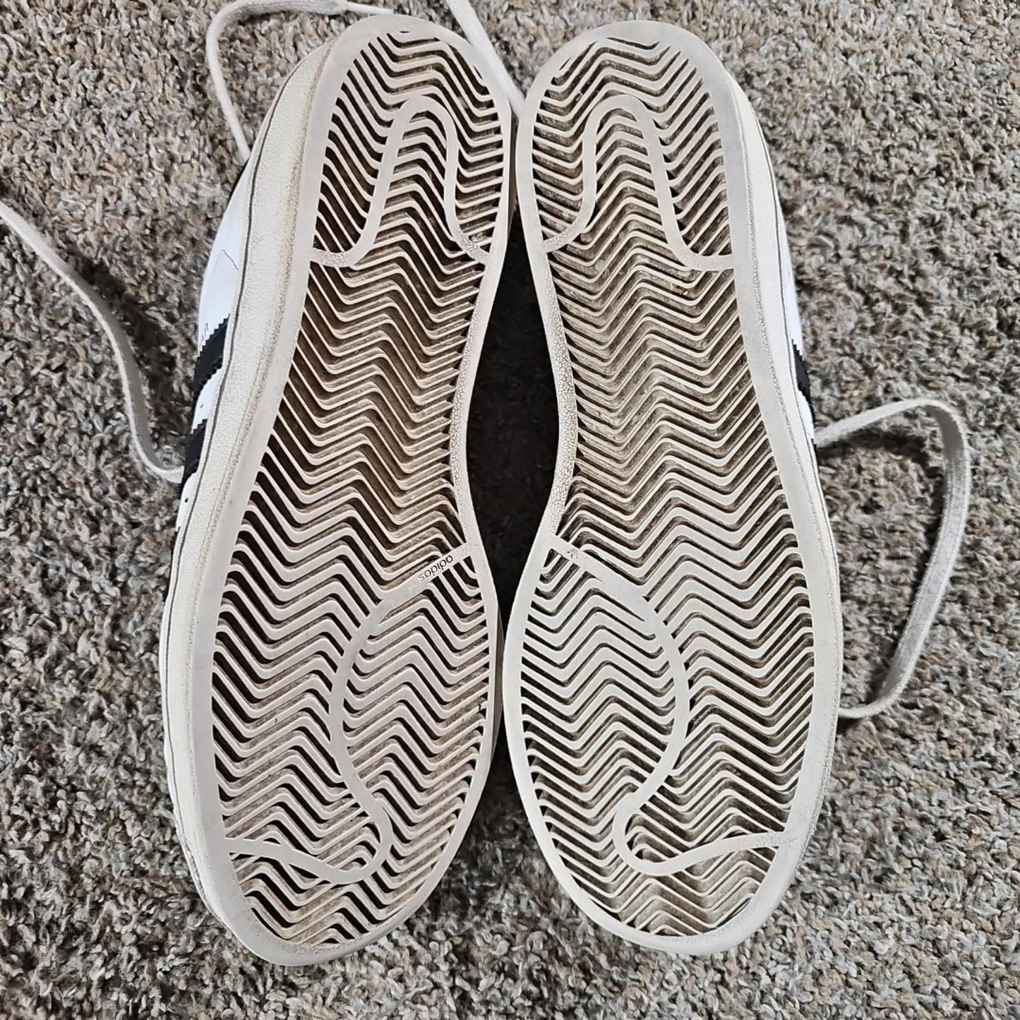 Adidas Superstar ART C77153 sz 11 White Black Stripe Clam