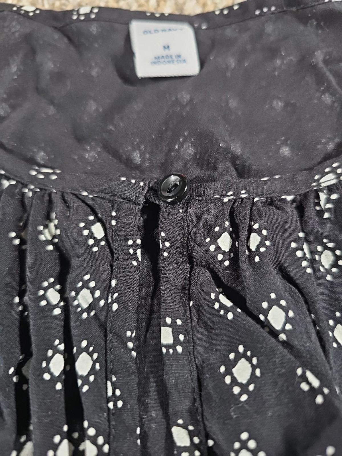 Old Navy Medium LS Black Dress