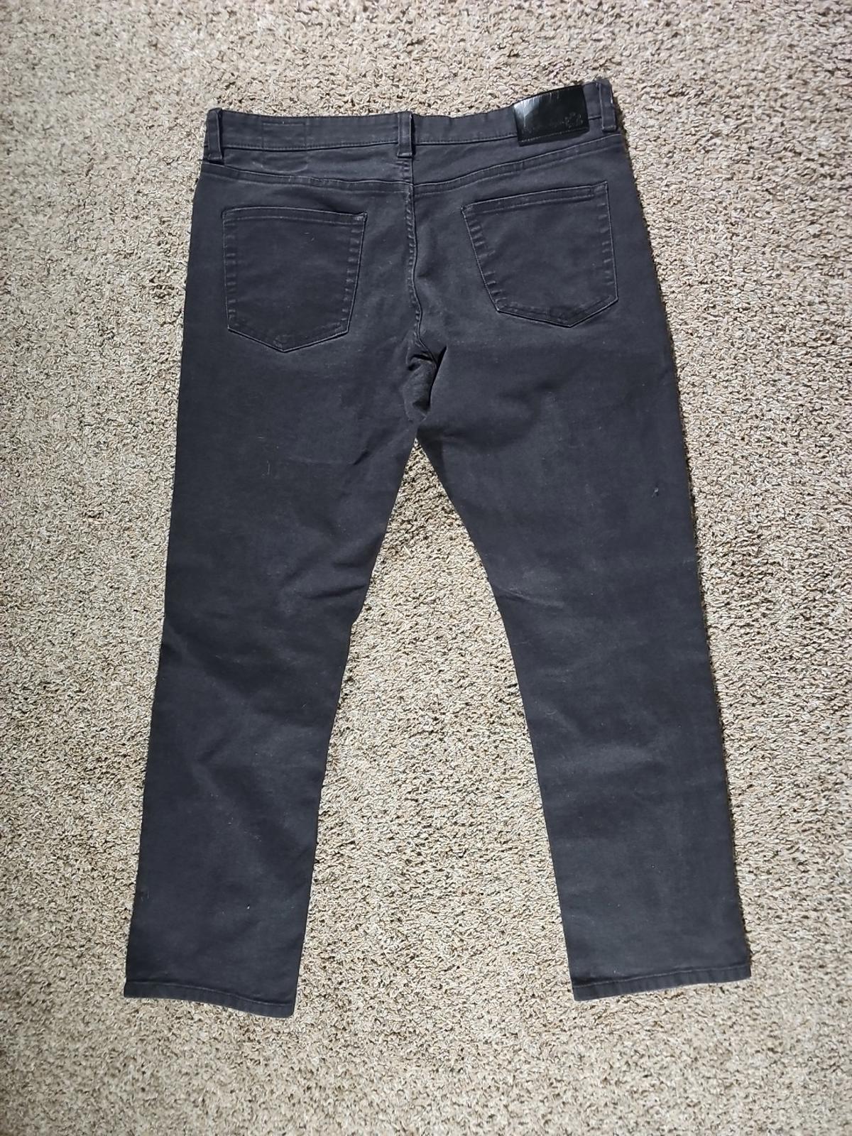 English Laundry Black Jeans Approx 36x29
