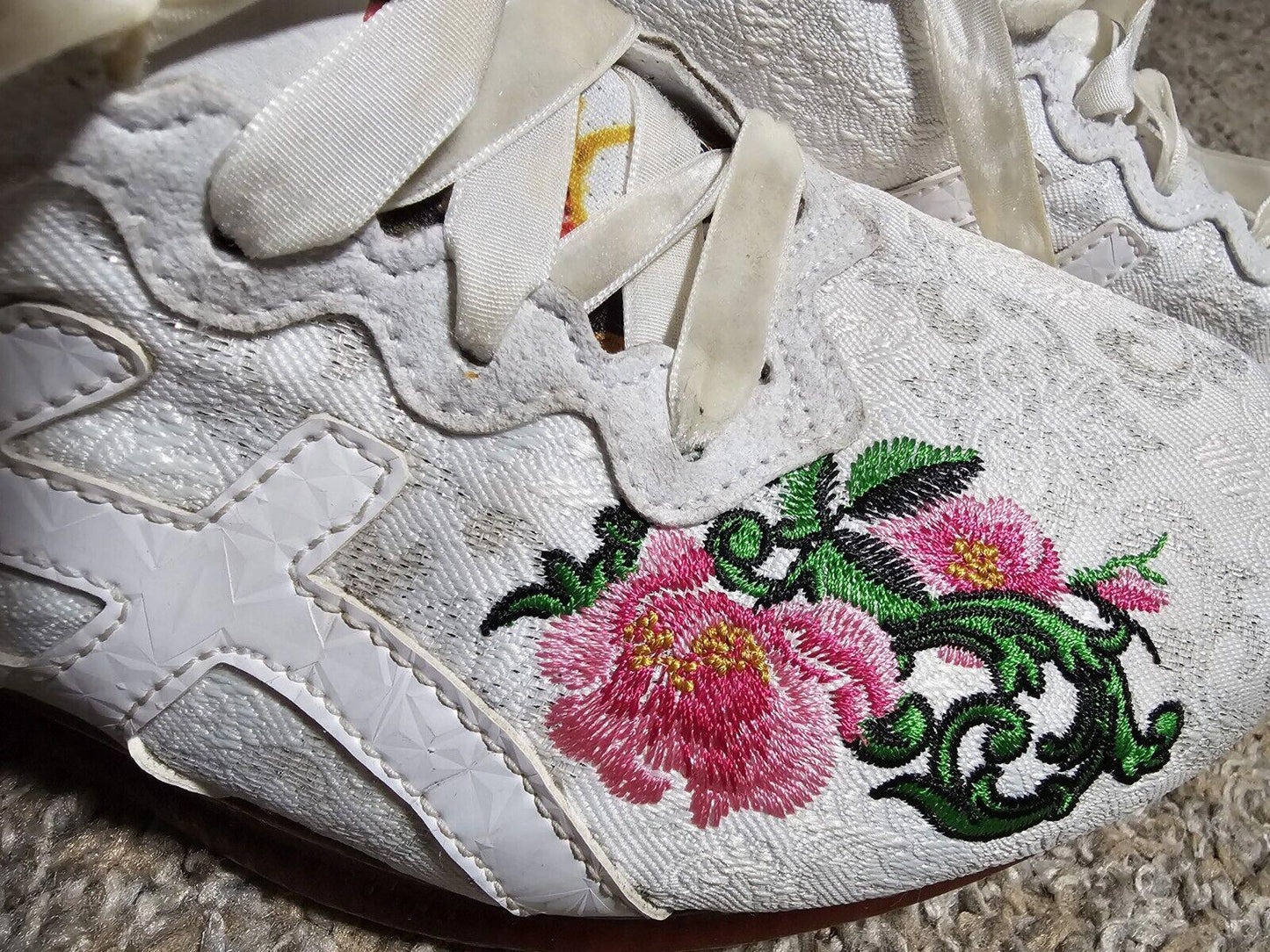 Asics 1022A118 F350119 PZ flower shoes Size 9