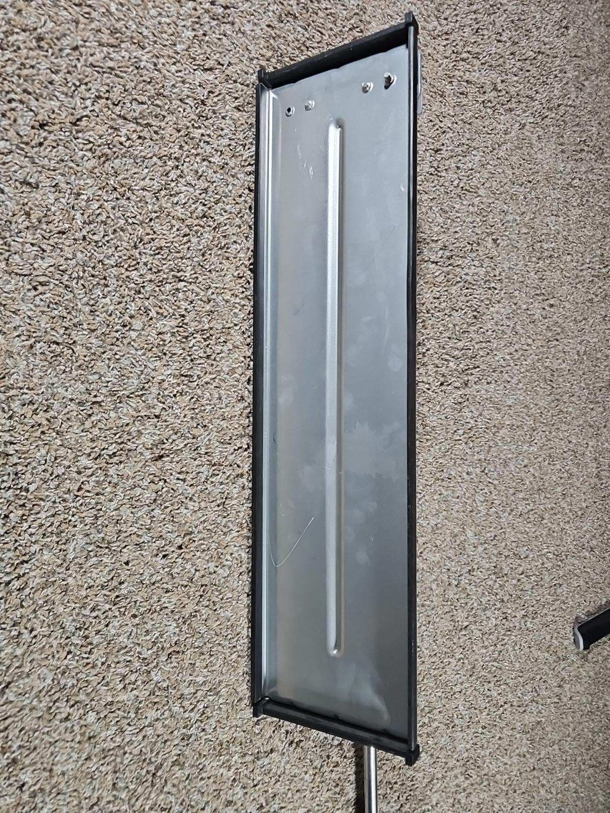 Used MD BUILDING TILE CUTTER - SEE Measurements