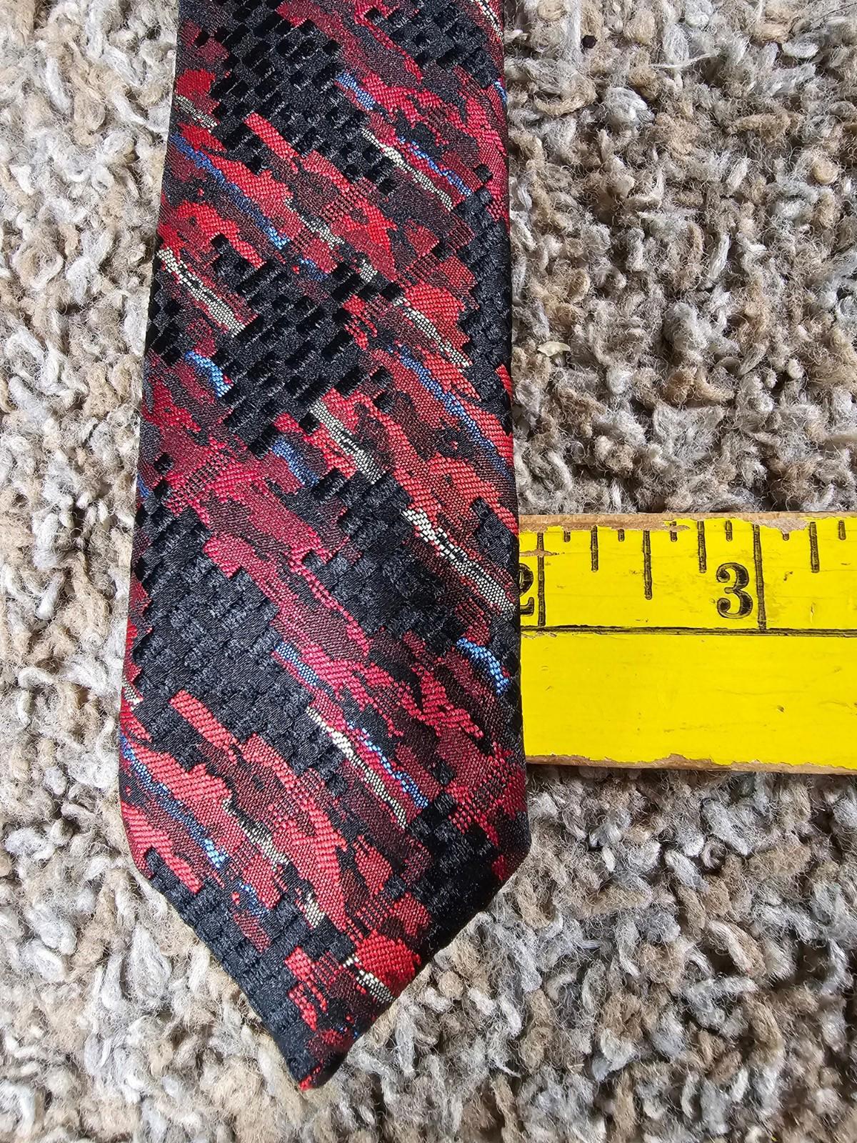 Paco Rabanne Paris Necktie Red Black