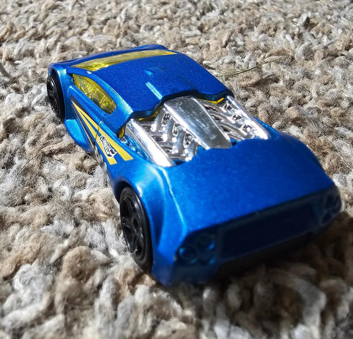 Mattel Hot Wheels 2002 Blue Zotic 1:64 Diecast Car