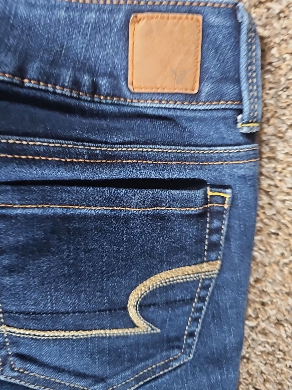 American Eagle Artist Stretch Sz 6 Jeans