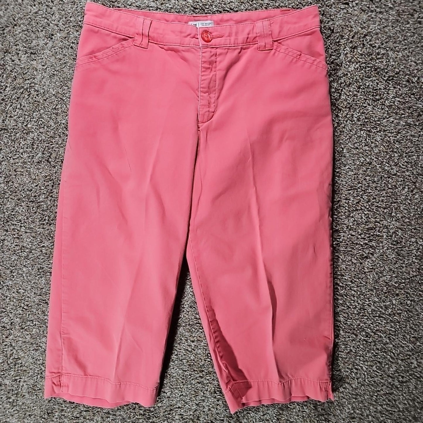 LEE Just Below The Waist Pink Capri Pants