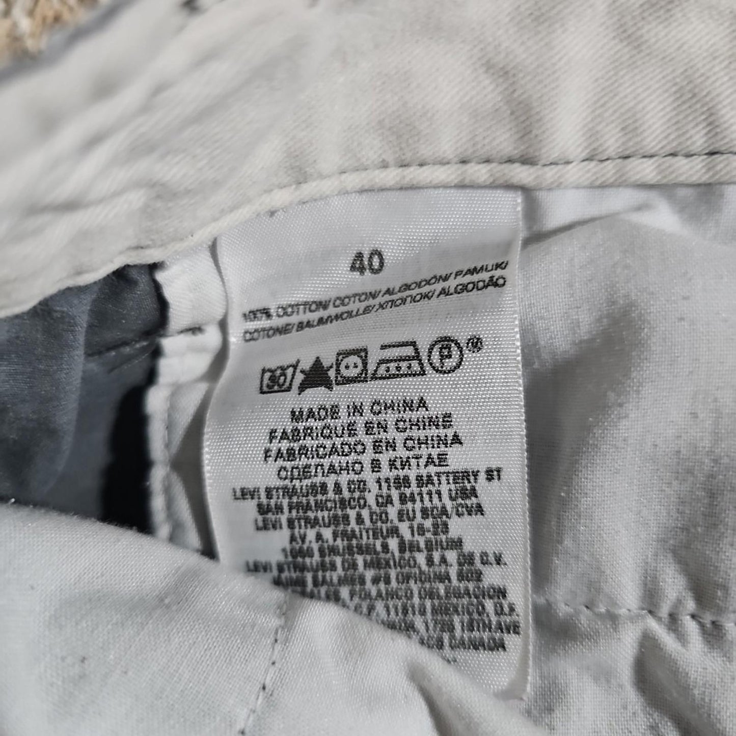 Dockers Sz 40 Gray Shorts