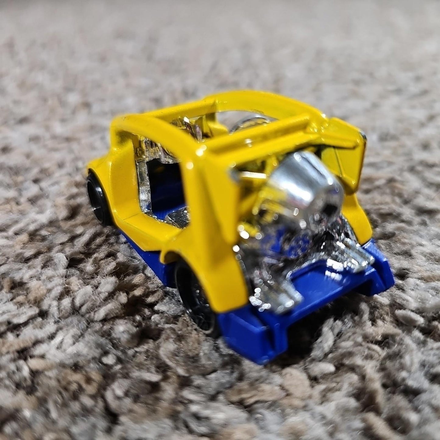 Hot Wheels - Kick Kart - Yellow and Blue - FJV83- 2017