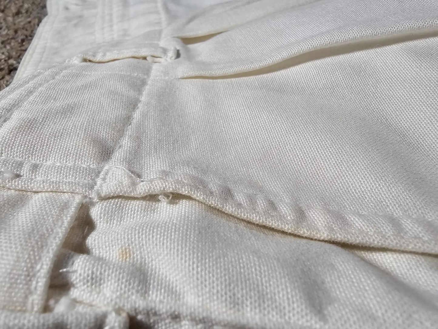 Dockers Levi’s Classic Fit Pants 42x30 Various Small Stains