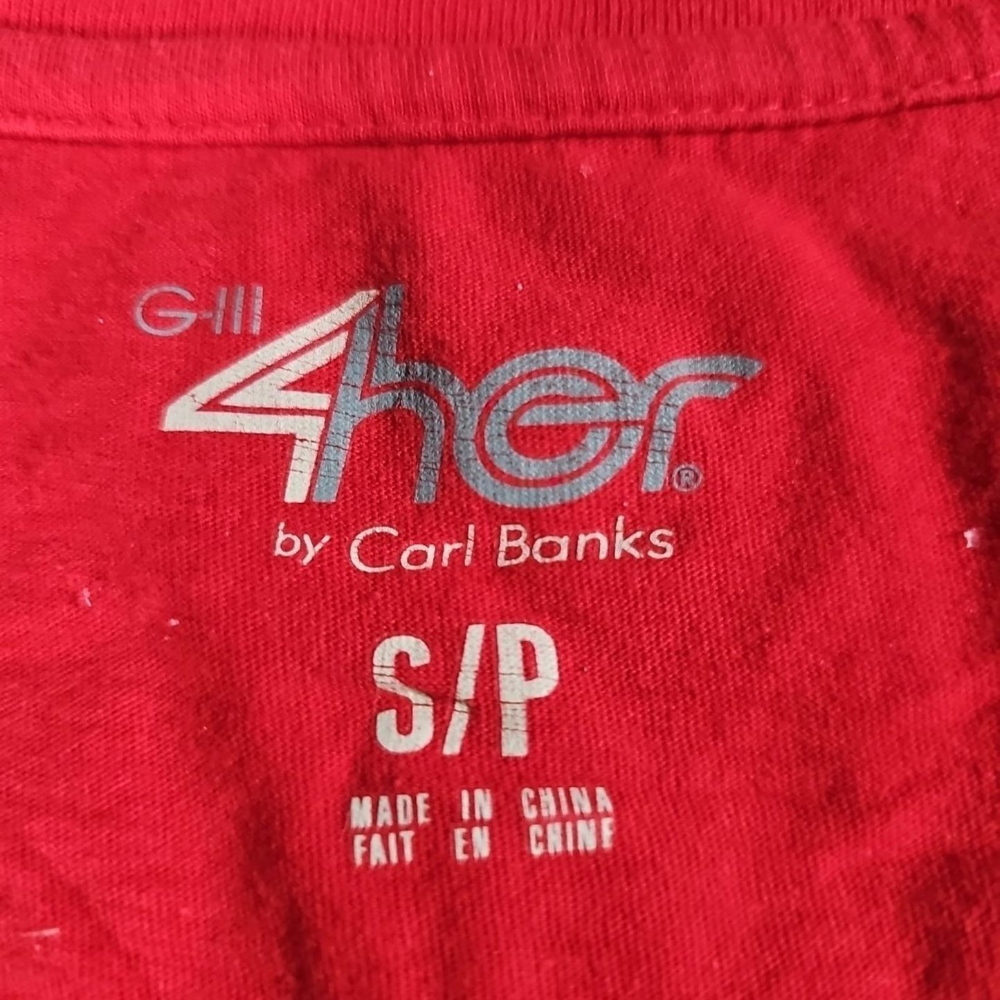 GIII 4her By Carl Banks Small Vneck