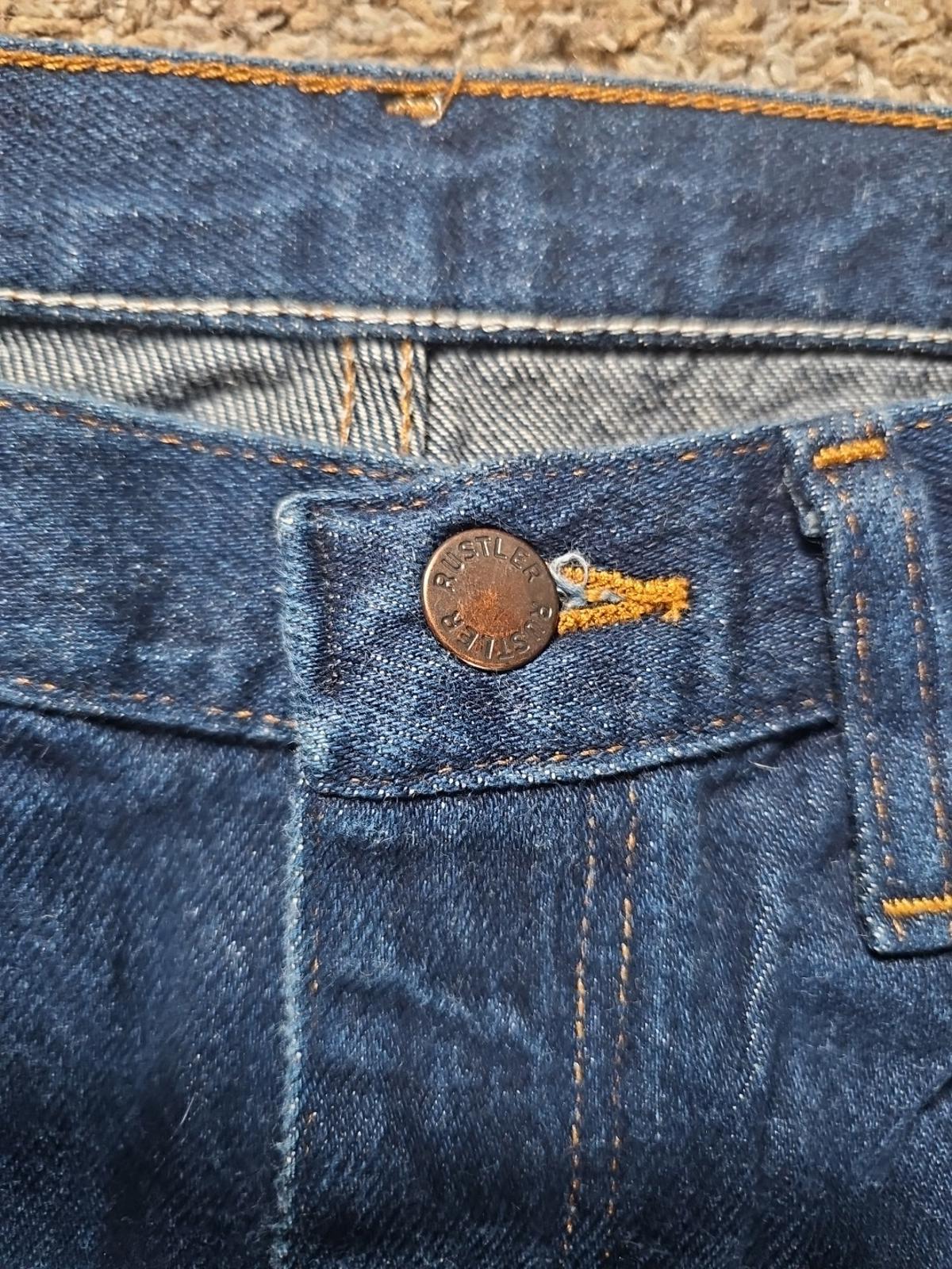 Rustler 31x32 Straight Blue Jeans