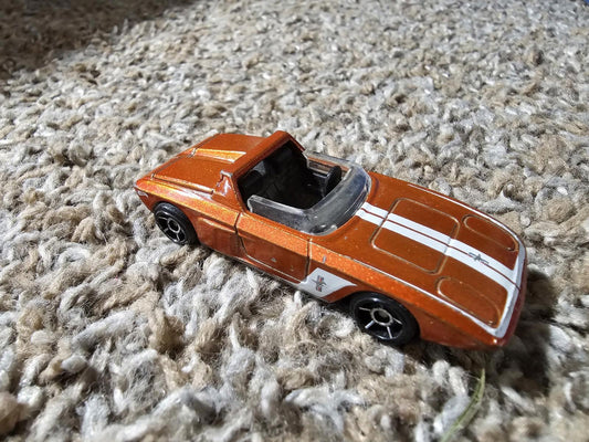 2009 Mattel Hot Wheels 62' Ford Mustang concept Toy Car 1:64