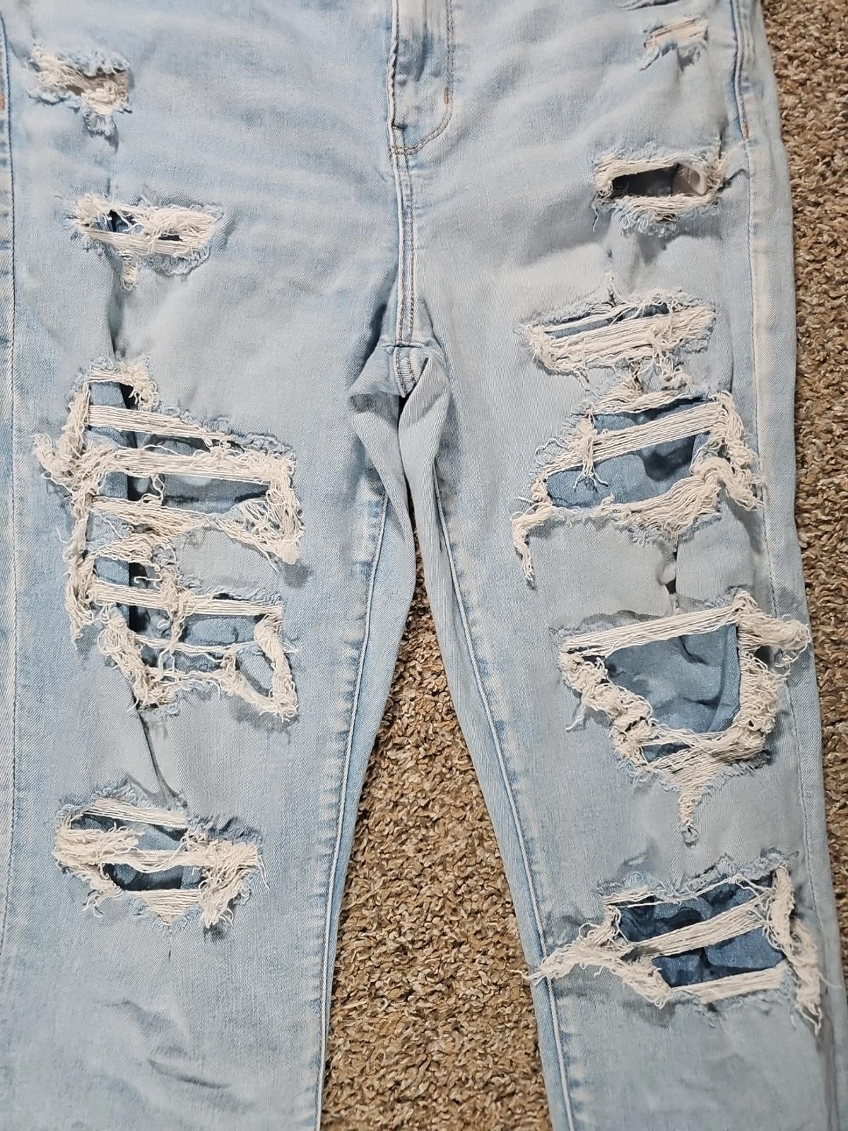 American Eagle Next Level Stretch Sz 16 Destroyed Jeans