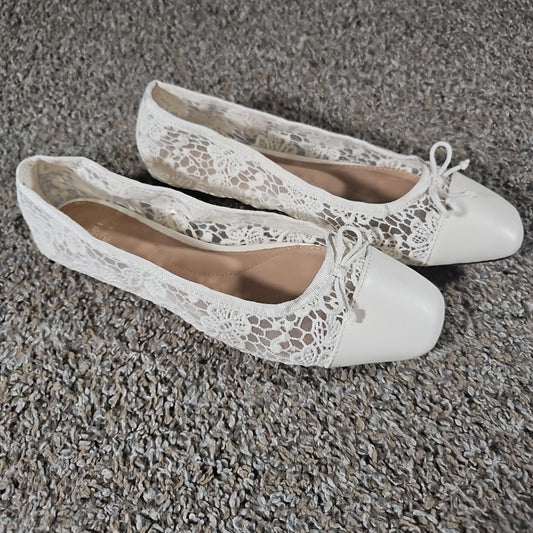Time And Tru Sz 9 White Slip On Lace Loafer Shoes