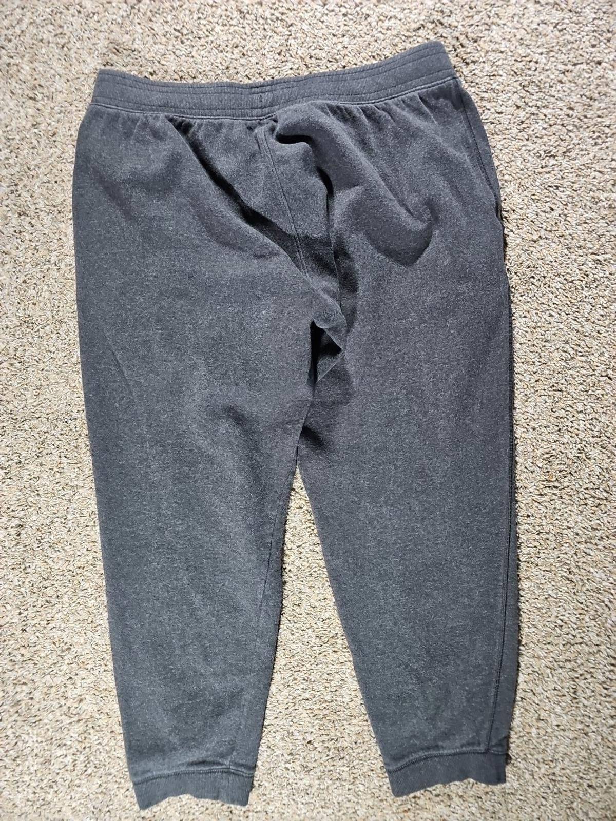 Under Armour XXL Gray Sweat Pants