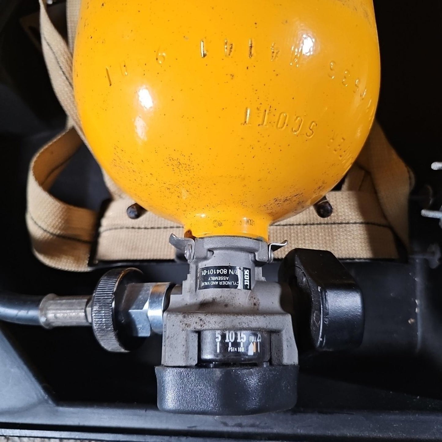scott air pak II Pressur Pak II USA MADE Holds Air DECOMMISSIONED FIRE GEAR