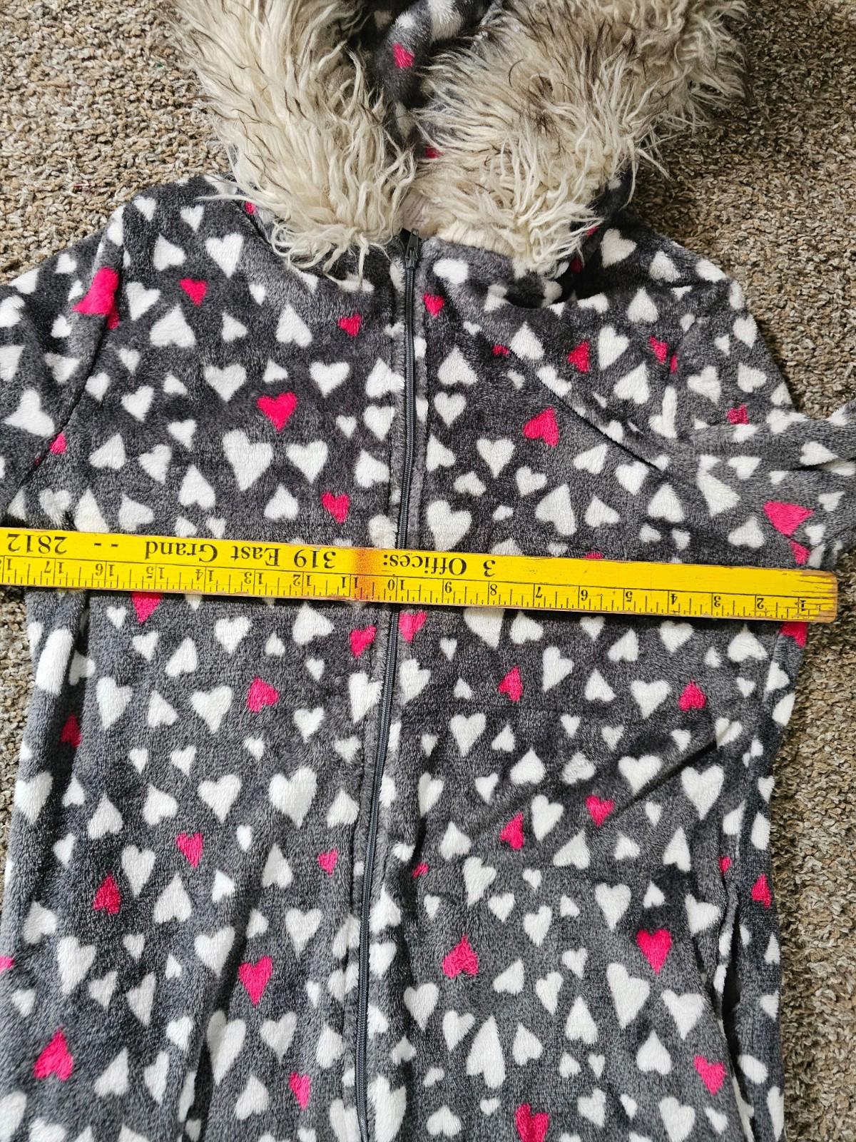 secret treasures hooded hearts allover 1 Piece pajamas M