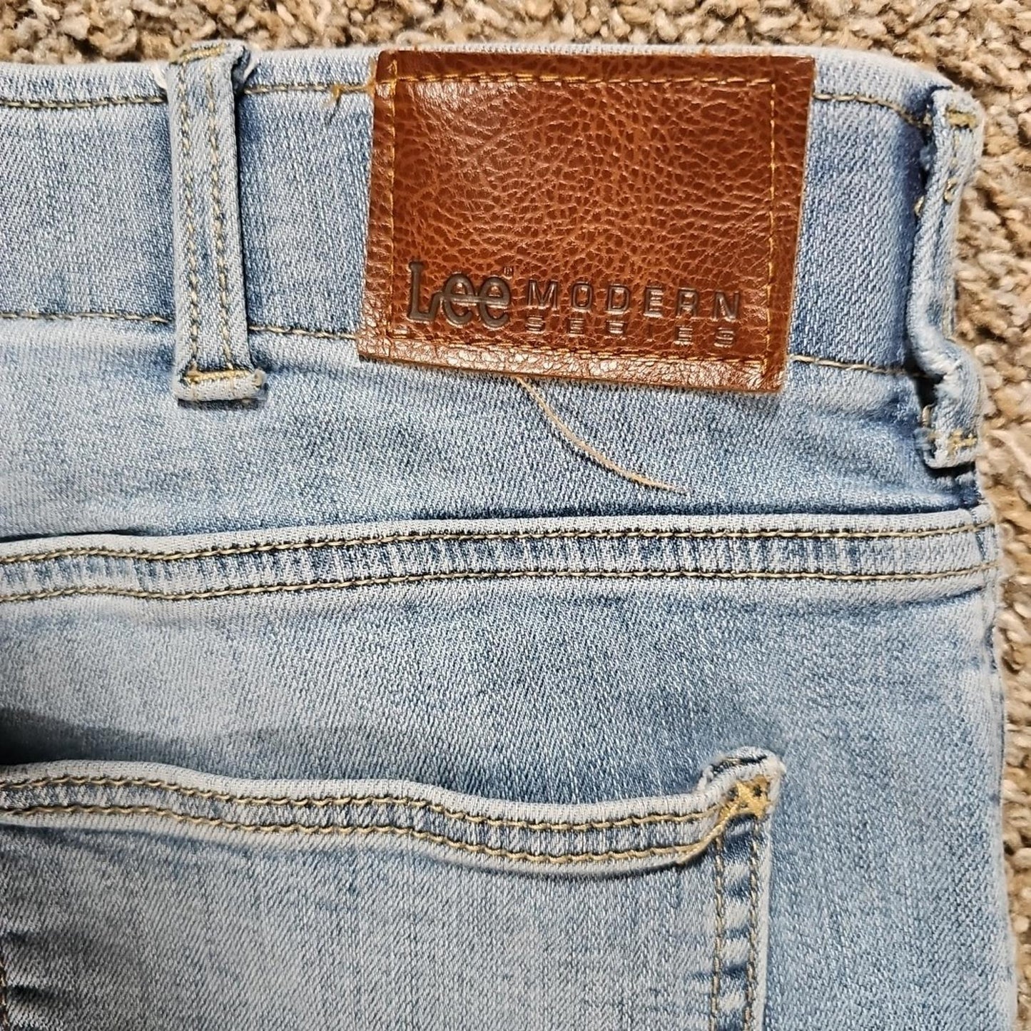 Lee Jeans Mens 36x30 Extreme Motion Modern Series Straight