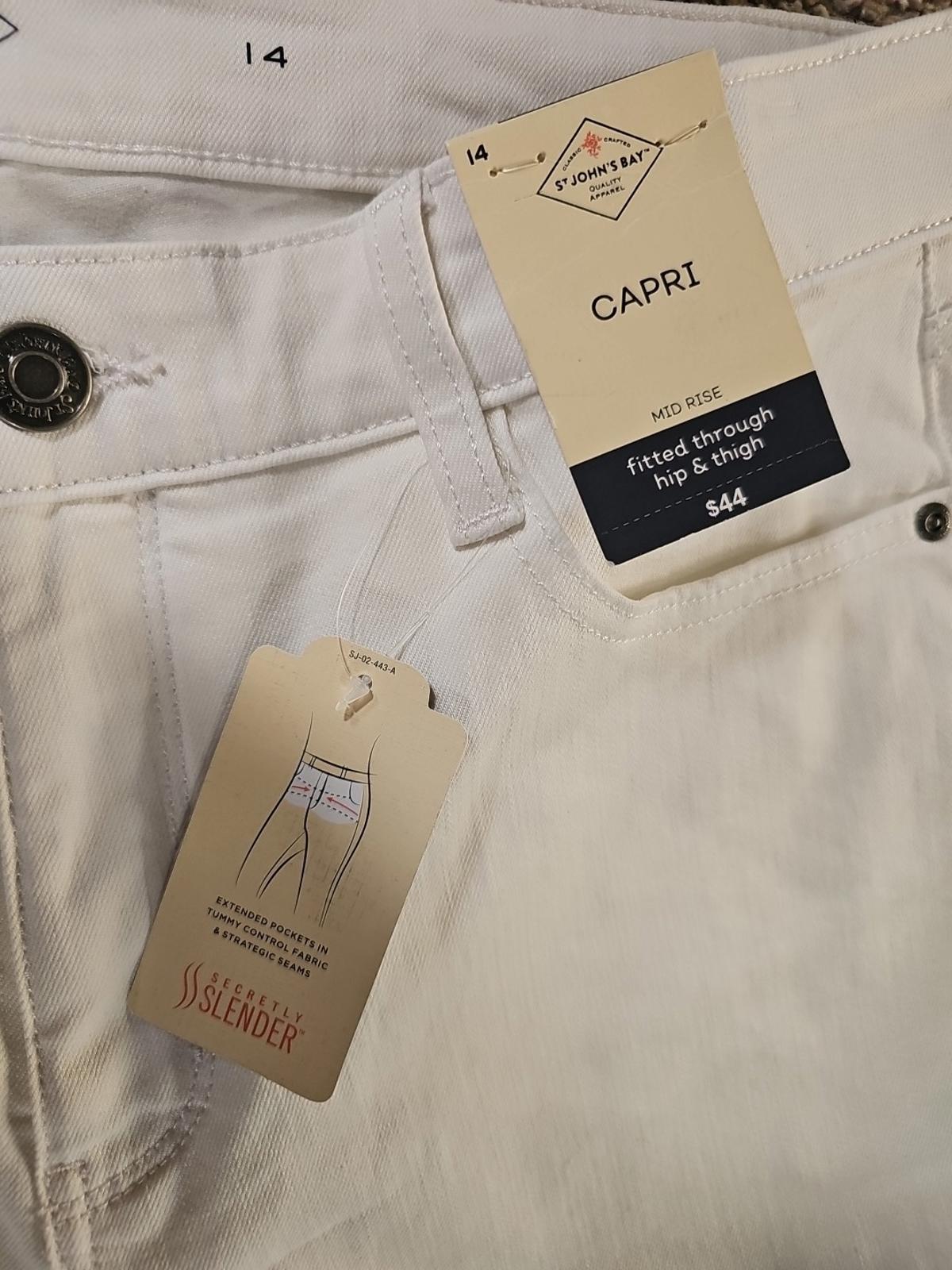 St. John’s Bay MidRise Capri Jeans 14 White Stretch NWT NWD