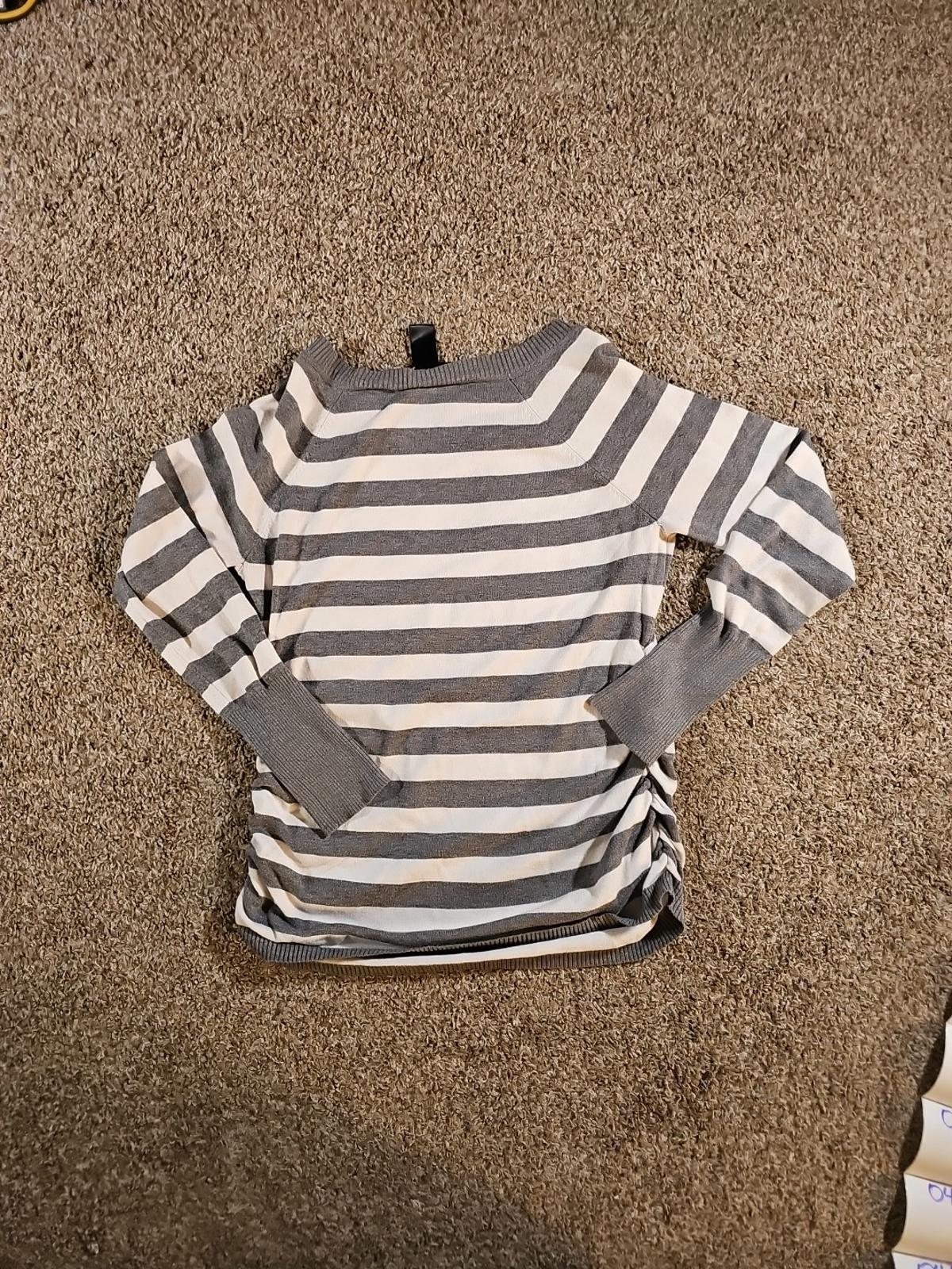 Love Always Striped LS Shoulder Zip Gray White