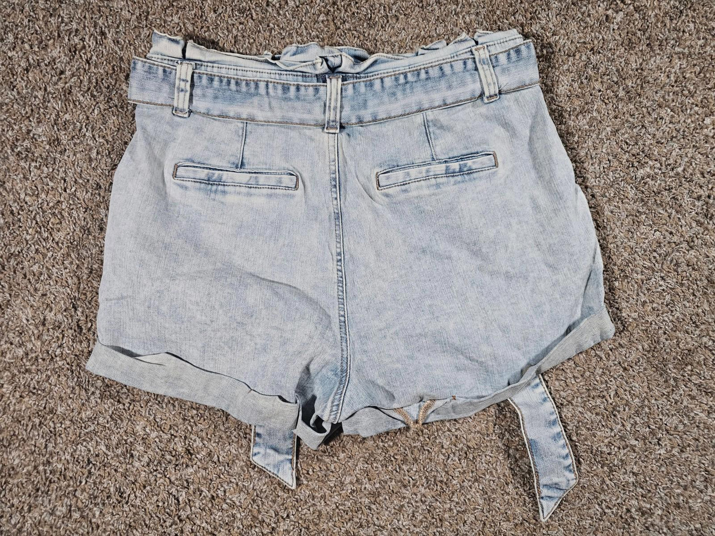 Express Shorts Shortie Super High Rise Belt Pockets 12 Cuffs