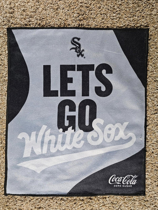 Chicago White Sox Rally Towel 2023 SGA MLB Ballpark Giveaway Coca-Cola