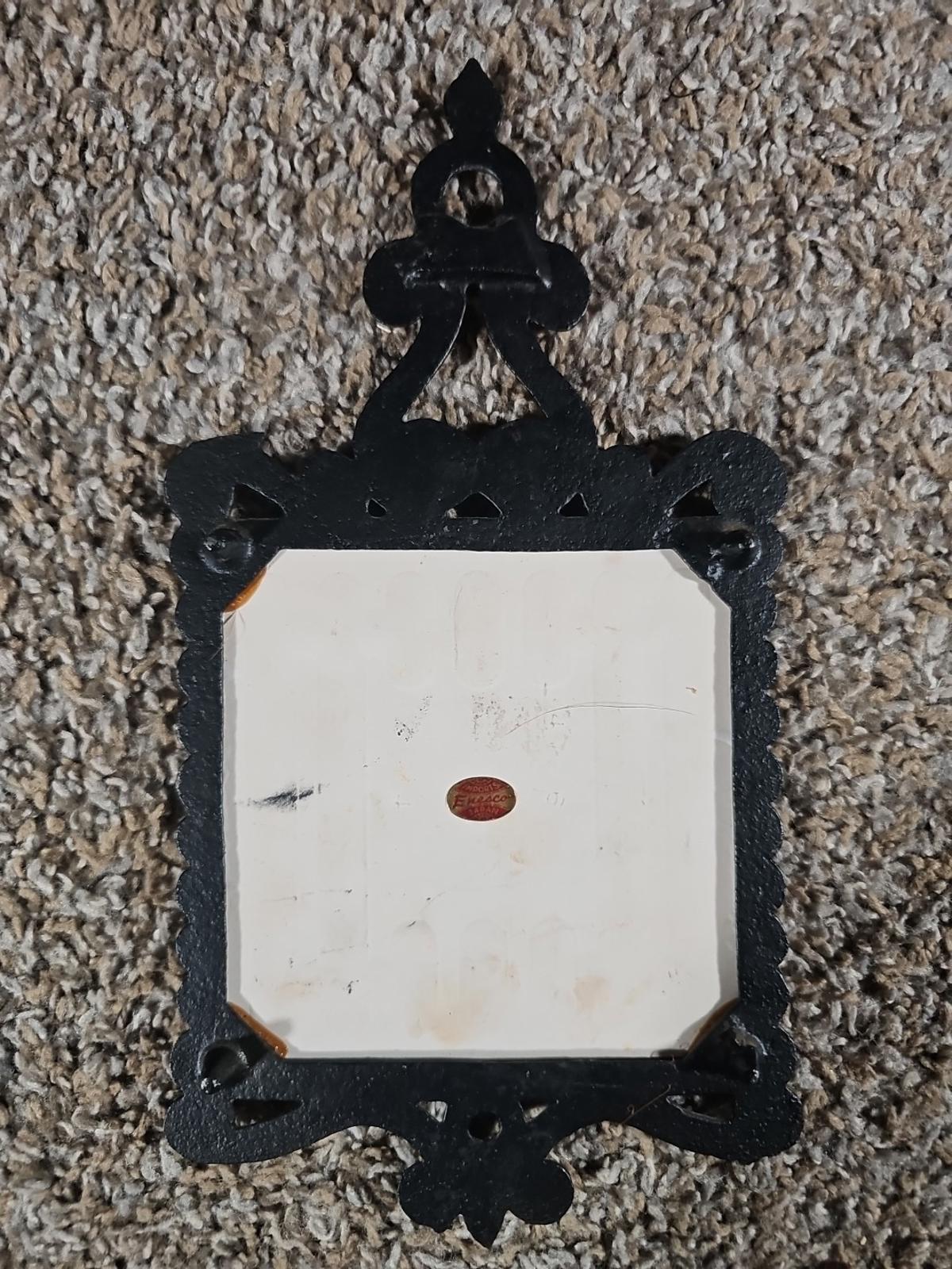 RAGGEDY ANN & ANDY VINTAGE CAST IRON TILE TRIVET/WALL HANGING