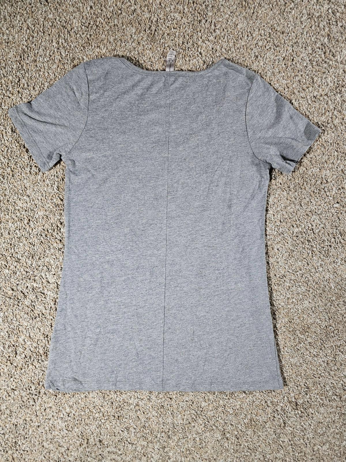 Milwaukee Bucks Scoop Neck Tshirt Platinum Delta Womens S