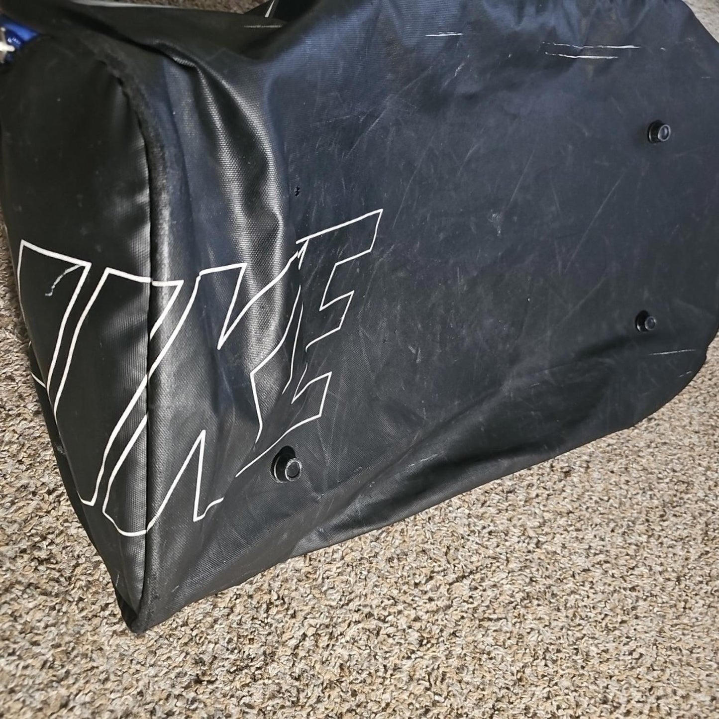Nike Basketball Gear Duffle Bag