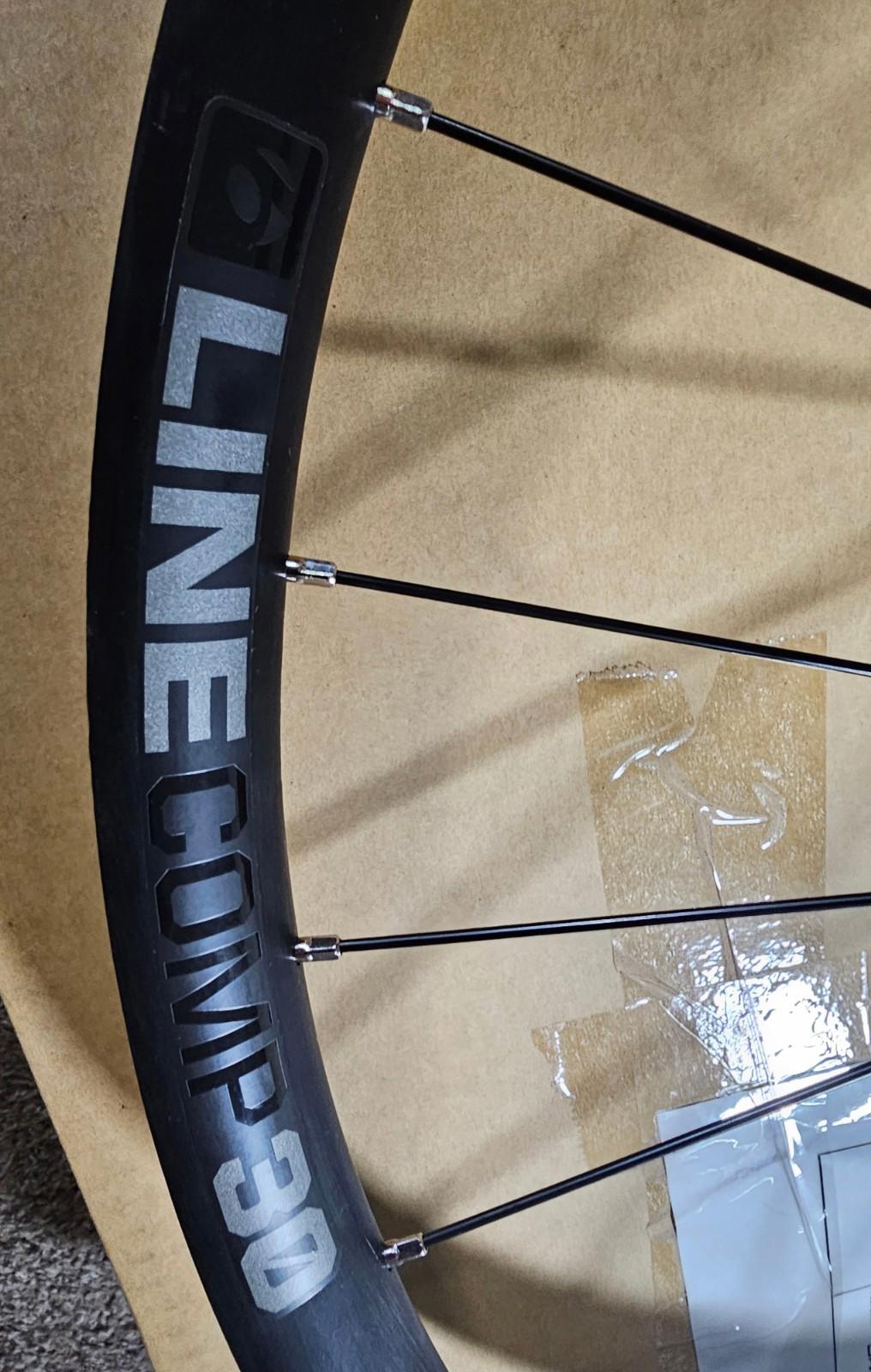 TREK Bontrager Line Comp 30 Rear MTB TLR Alloy Wheel 27" Rapid Drive 108 NWD