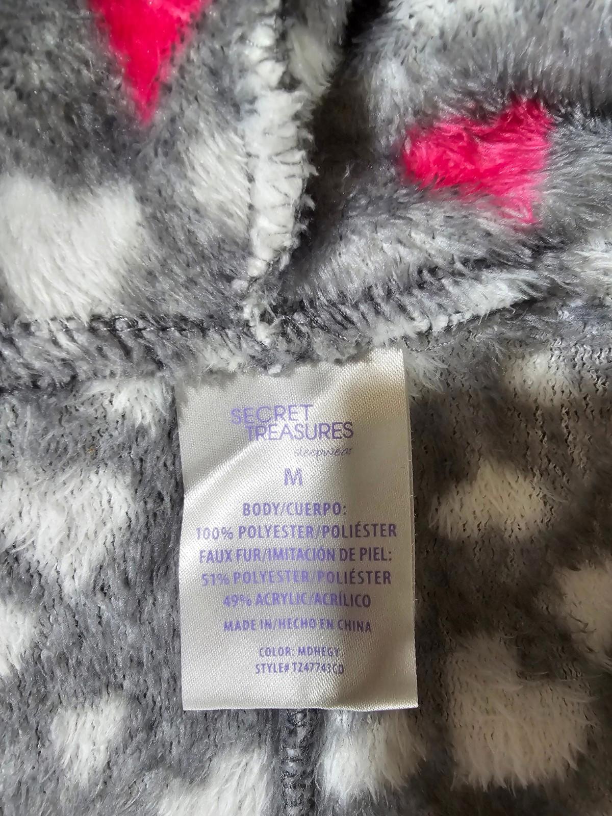secret treasures hooded hearts allover 1 Piece pajamas M