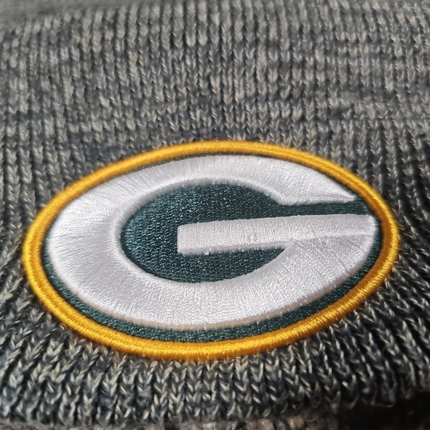 New Era Green Bay Packers Thick Winter Beanie Hat 100% Acrylic