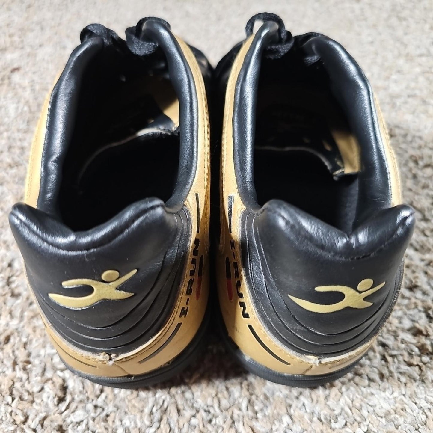 I-RUN Leather Indoor Soccer Trail Running Shoes Sz 45
