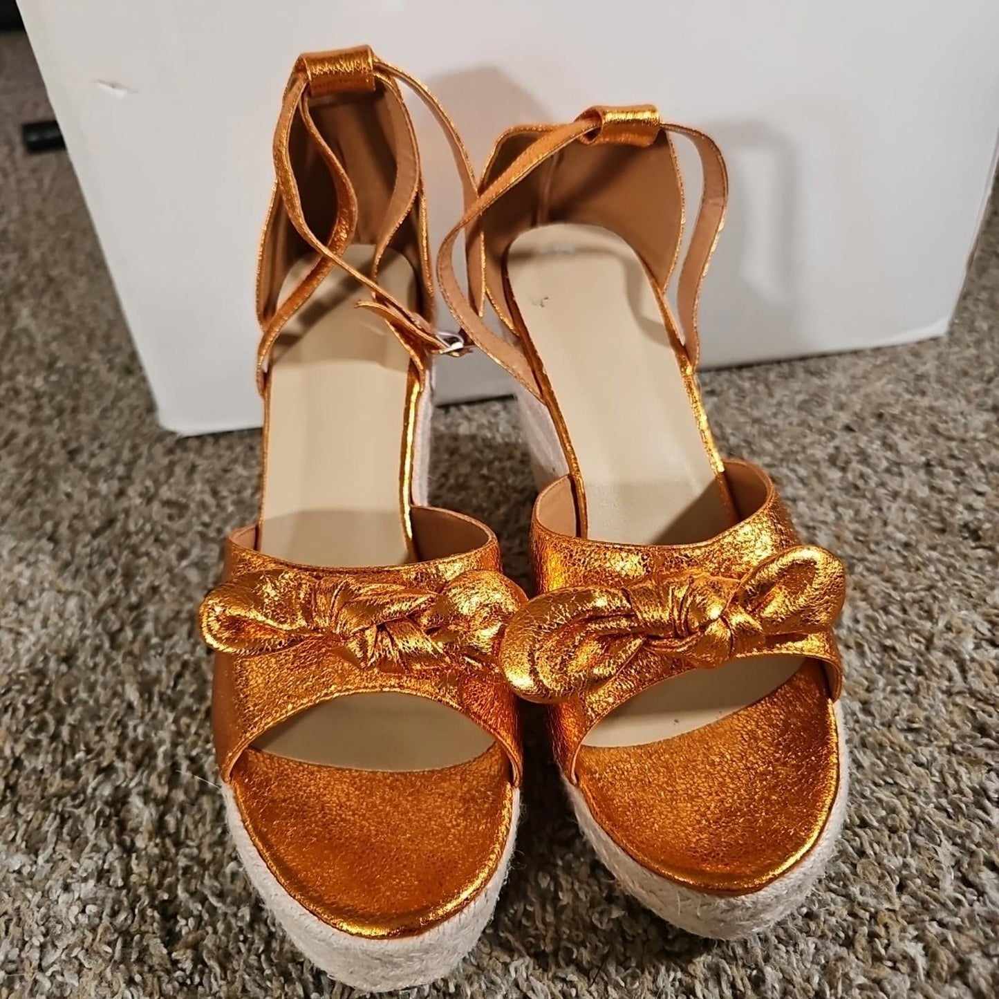 No Brand Sz42 Orange Wedge Sandal Heel MISSING 1 ANKLE STRAP